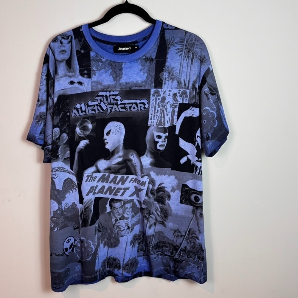 NEW Desigual Mens Blue Alien Collage 100% Cotton Short Sleeve Tee sz MED NWT
